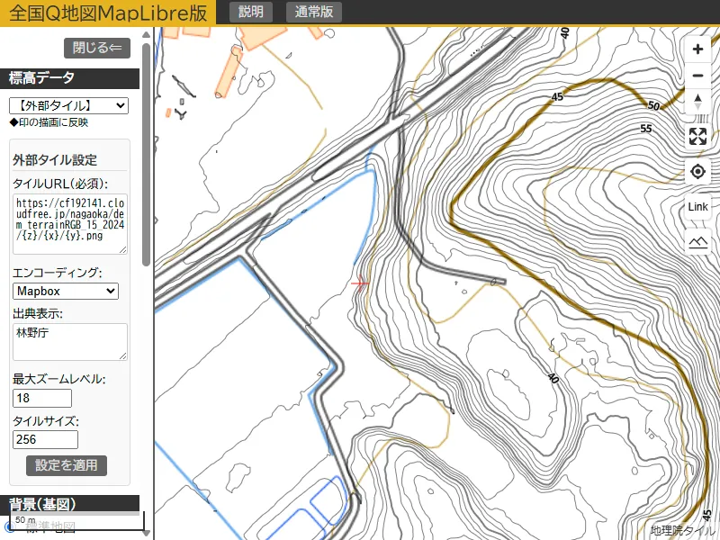 等高線(Terrain-RGB)。尖ったり蛇行している部分がある